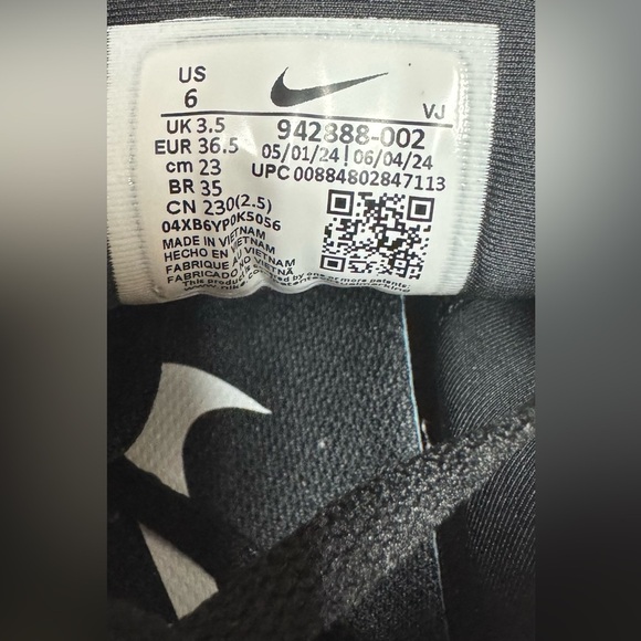 Nike Women's Wmns Free TR 8 - Picture 14 of 16